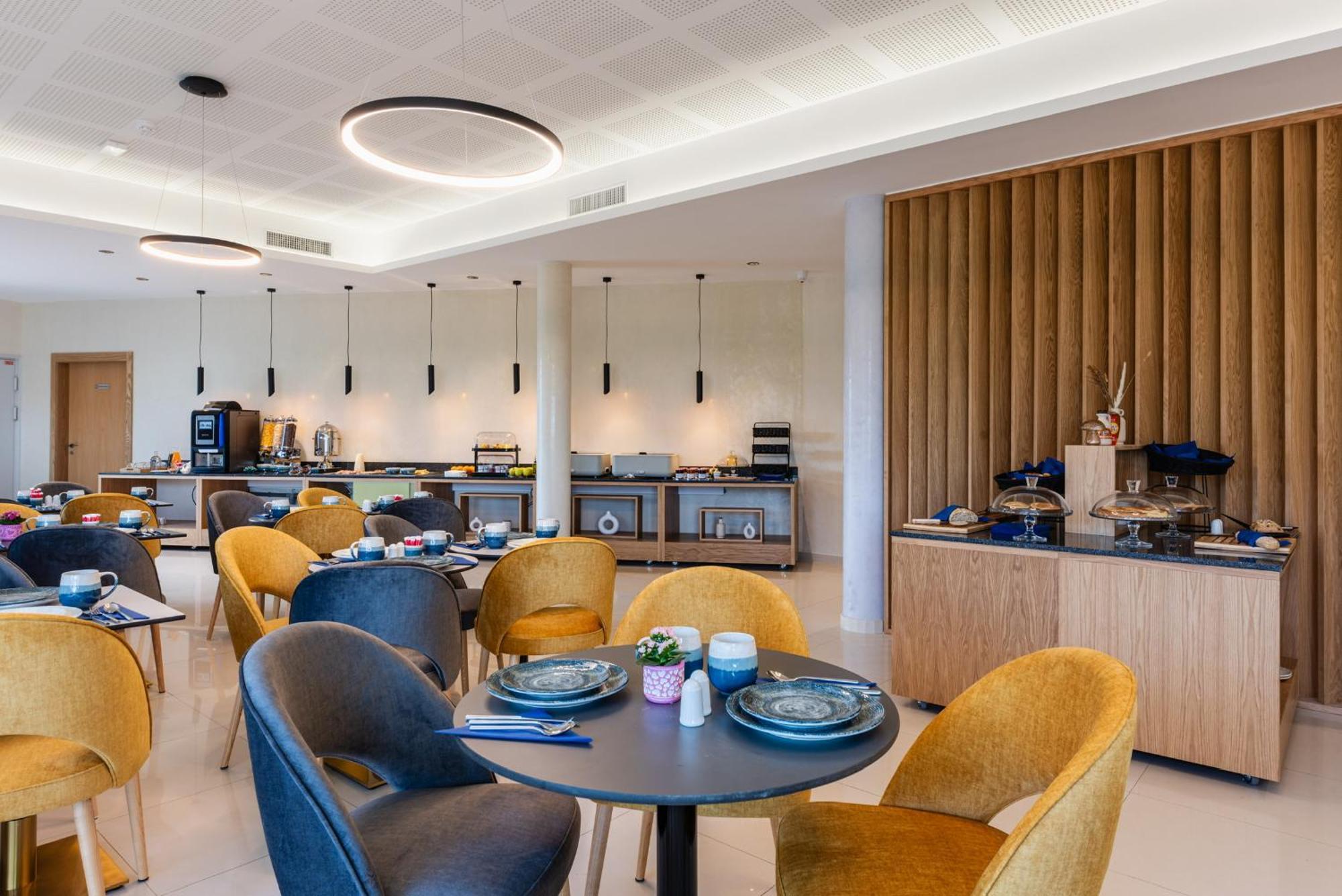 Brit Hotel Privilege Paris 호스니-쑤-부와 외부 사진