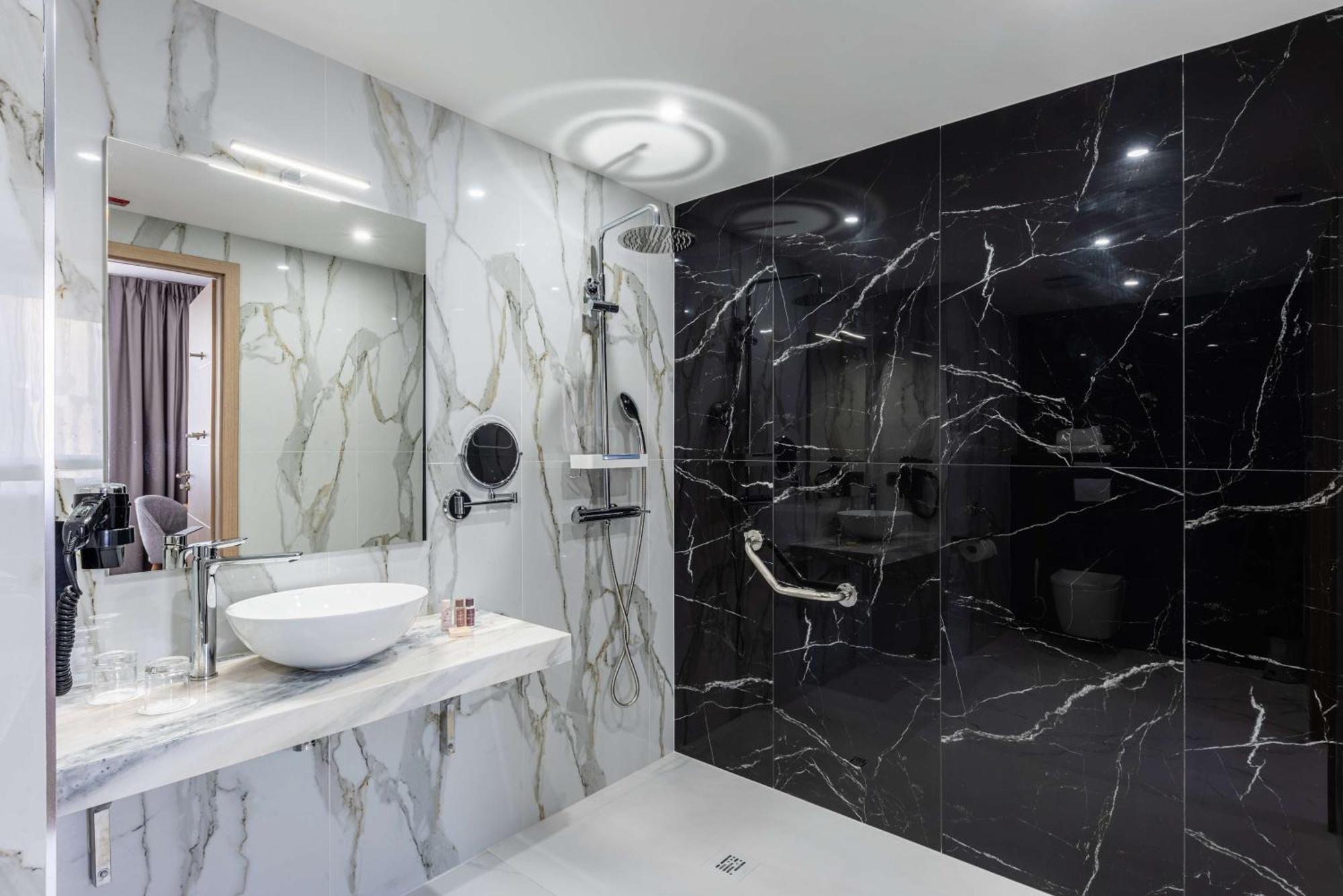 Brit Hotel Privilege Paris 호스니-쑤-부와 외부 사진
